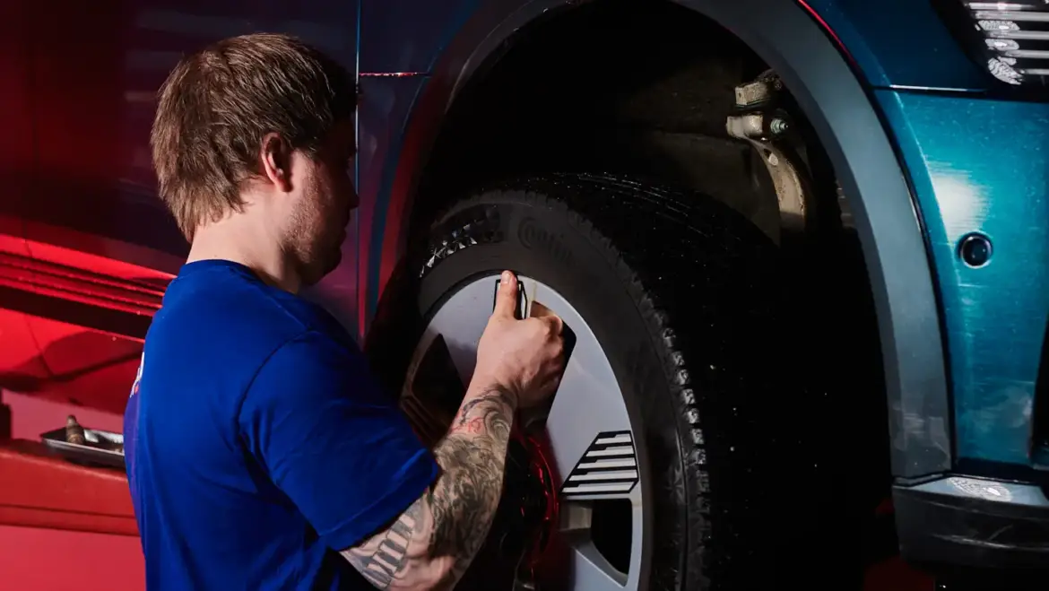 Alt du trenger å vite om bildekk – sikkerhet, vedlikehold og valg av riktige dekk